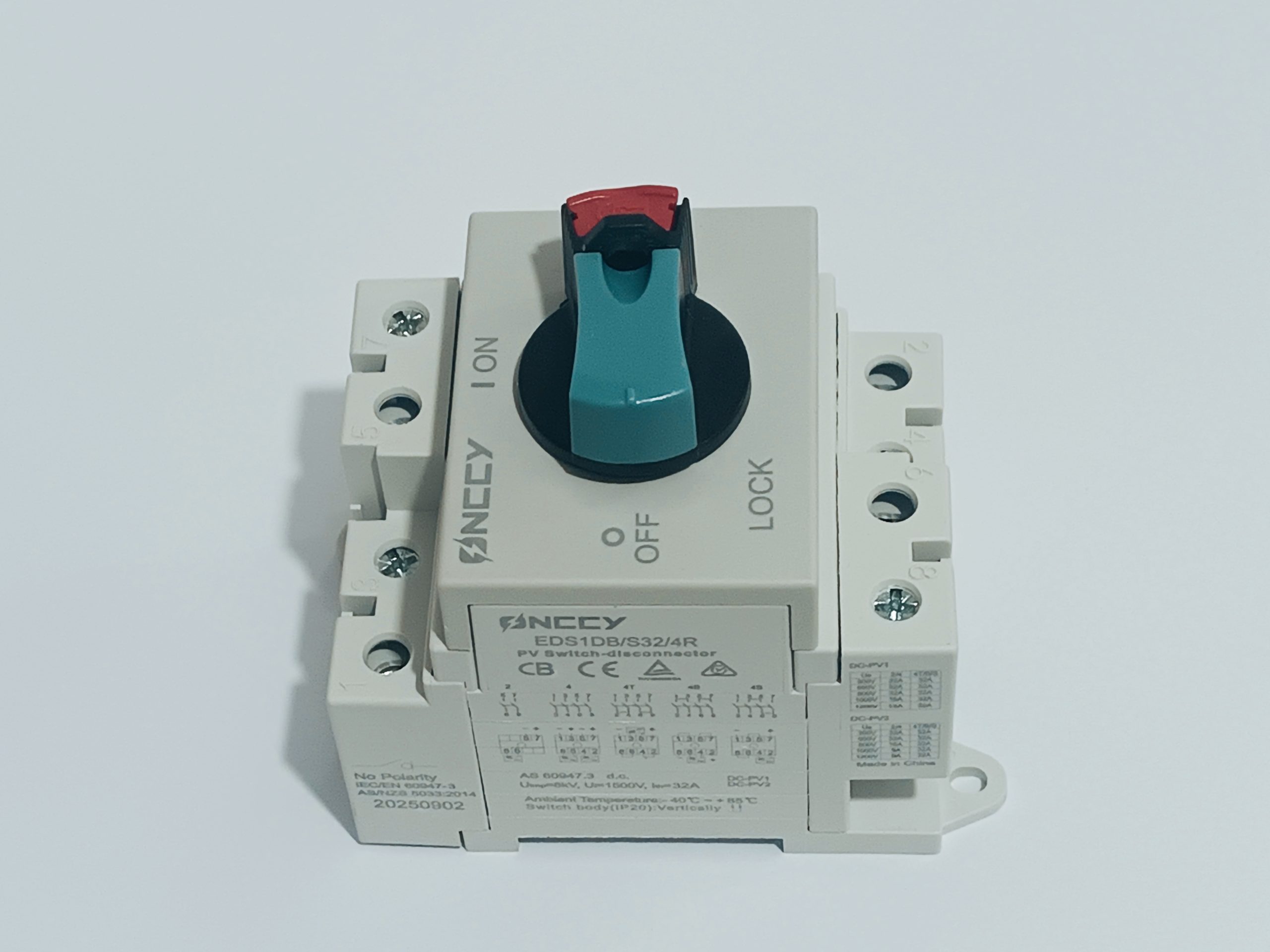 کلید ایزولاتور DC 1200 ولت 32 آمپر4 پل برند ONCCY